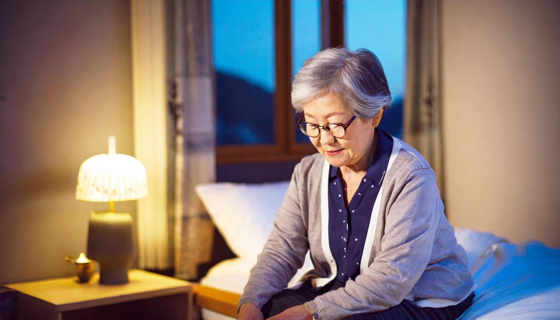 高齢者の不眠症 – 60代の眠れない原因と対策